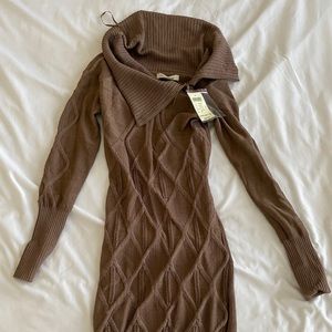 SOLD 12/12/21 - Arden B form fitting brown dress